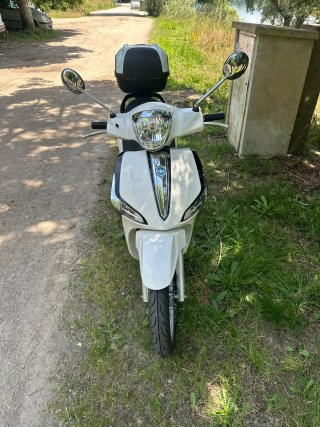 Piaggio Scooter Blanco Automático
