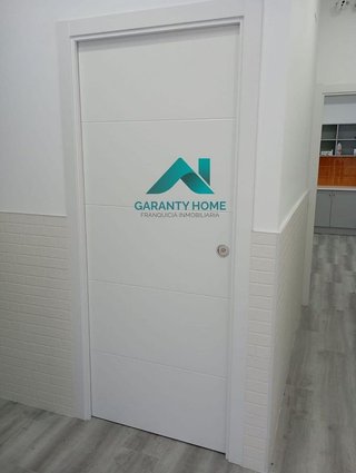 Local comercial en venta en Valleaguado - La Cañada en Coslada