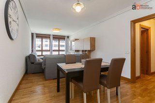 Piso en alquiler en Ermitagaña - Mendebaldea en Pamplona