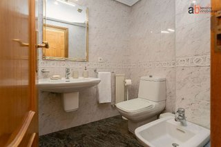 Piso en alquiler en Ermitagaña - Mendebaldea en Pamplona