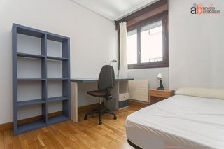 Piso en alquiler en Ermitagaña - Mendebaldea en Pamplona