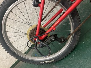 Bicicleta  B-Twin