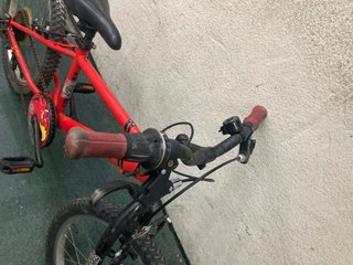 Bicicleta  B-Twin