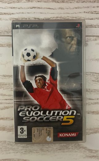 Sony PSP 1000 Nera + Pro Evolution Soccer 5