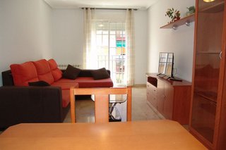Piso en alquiler en Linares