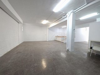 Local comercial en venta en Les Planes en Sant Joan Despí