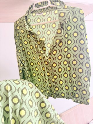 Conjunto minifalda estampado