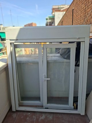 Ventana aluminio oscilobatiente