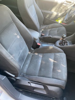 Volkswagen Golf VI