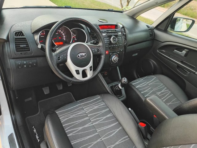 KIA VENGA 112.000km 2011 FULL EQUIP