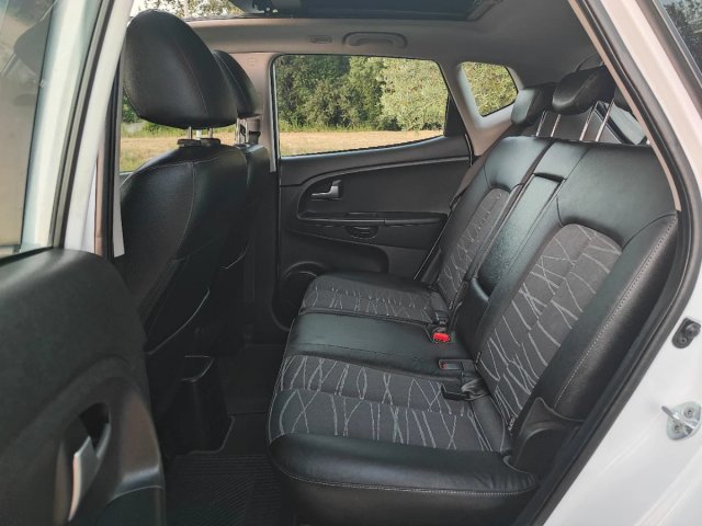 KIA VENGA 112.000km 2011 FULL EQUIP