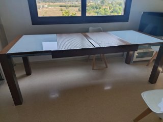 Mesa de comedor extensible hasta 240 cmt