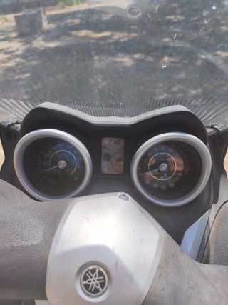 Yamaha X-MAX 250 ABS