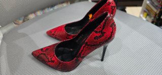 Zapatos de tacón animal print rojo y negro