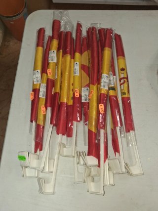 Pack 15 banderines soporte con pinza