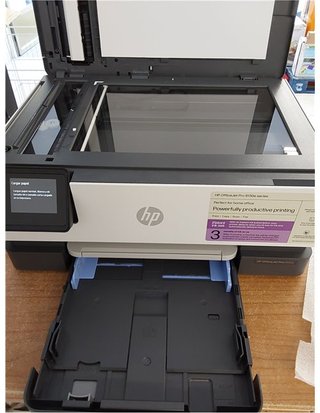 HP OfficeJet Pro 8132e - Stampante multifunzione professionale a getto d'inchiostro A4 a colori - Copia - Scanner - Fax - Wi-Fi