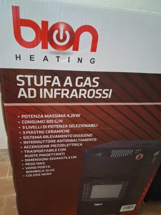 Stufa a gas infrarossi Bion nera