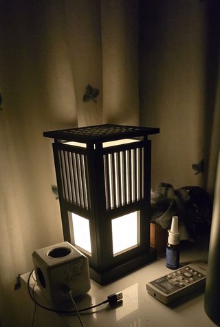 Lámpara de mesa moderna 3D