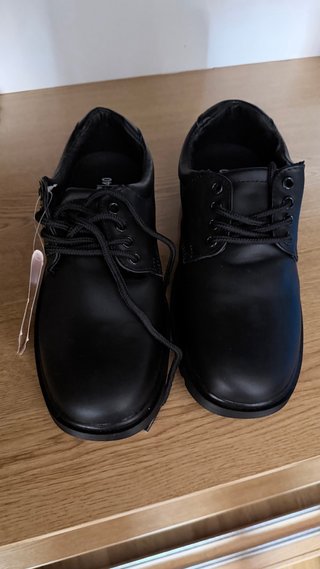Zapatos de trabajo negros sin estrenar Talla 40