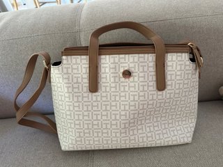 Bolso Tommy Hilfiger Beige y Marrón