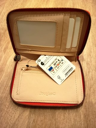 Monedero Desigual Rojo con Bordados