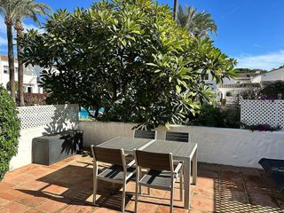 Casa pareada en alquiler en Los Naranjos - Las Brisas en Marbella