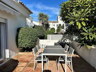 Casa pareada en alquiler en Los Naranjos - Las Brisas en Marbella