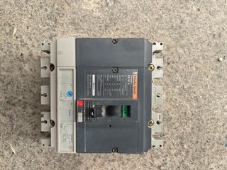 Interruptor Merlin Gerin 160/400A