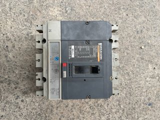 Interruptor Merlin Gerin 160/400A