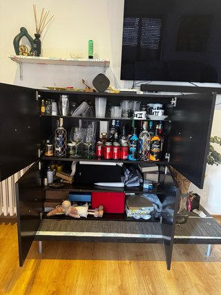 Mueble de salón negro