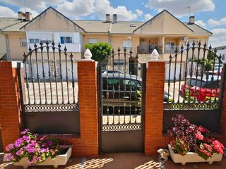 Casa adosada en venta en Las Américas en Parla