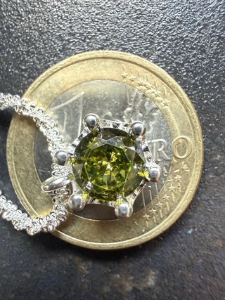 Collar Plata con Piedra Verde Lujo