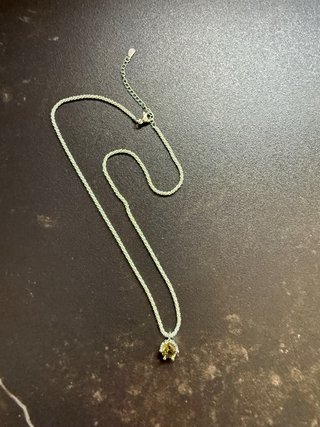 Collar Plata con Piedra Verde Lujo