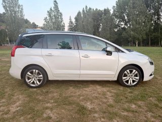 Peugeot 5008 2010