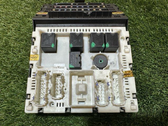 Caja fusibles Renault Megane I Classic 1998