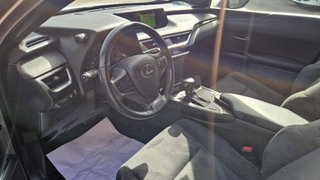 Lexus UX 2019