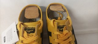 Zapatillas Onitsuka Tiger Amarillas y Negras