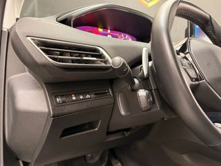 Peugeot 5008 2022