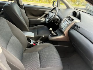 Toyota Verso 2010