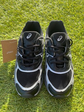 Asics Gel NYC Talla 43.5 Negro Plata