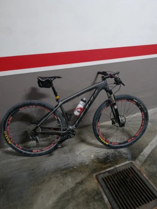Bicicleta de Montaña Carbono