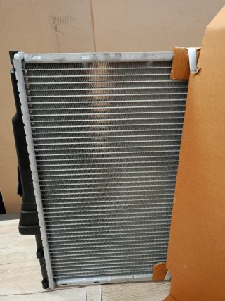 Radiador NRF 51582 BMW Serie 3