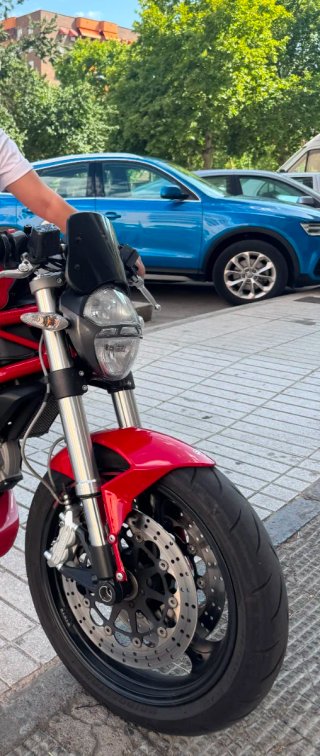 Cúpula universal moto