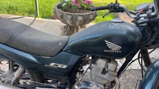 Honda CBF 250 con baúl SH45