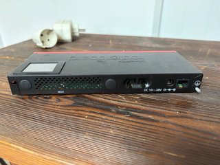 Router Mikrotik RB2011UiAS-IN Tengo 4 unidades