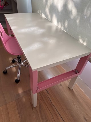 Escritorio y silla infantil