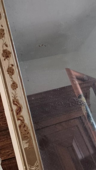 Espejo de tocador antiguo decorado