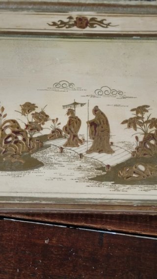 Espejo de tocador antiguo decorado