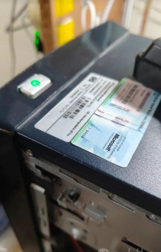PC Desktop HP con SSD 240