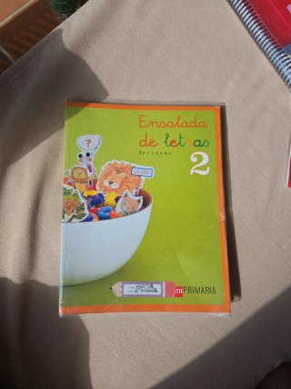 Lecturas: Ensalada de letras. 2 Primaria. Tramp...
